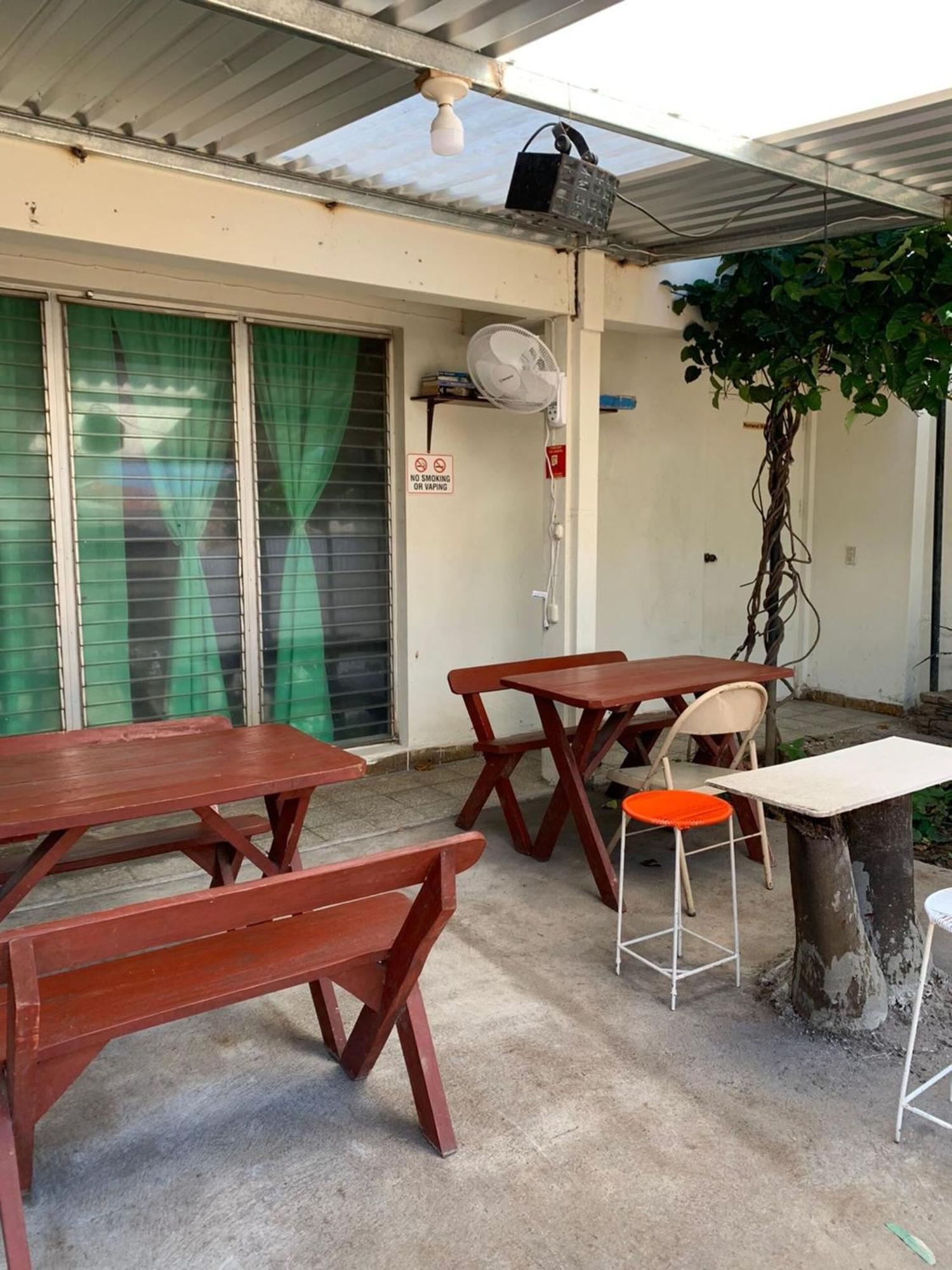 Hostal Natural Santa Ana Exterior photo